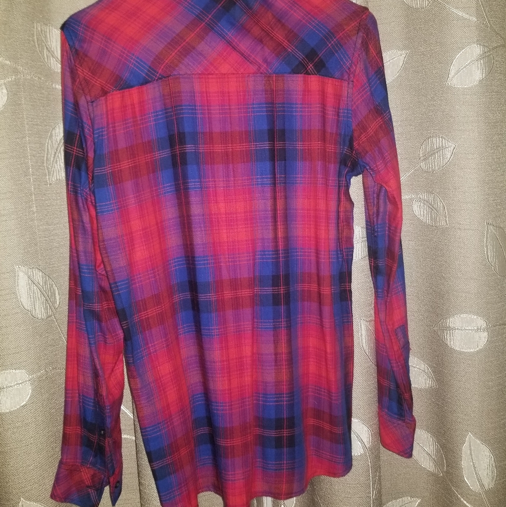 Long Sleeve Plaid Gap shirt Lightweight - Picture 2 of 5